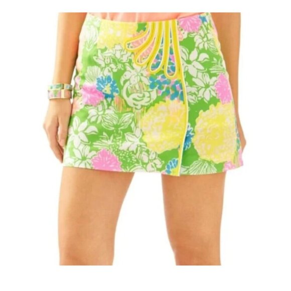 Lilly Pulitzer Jasmine Skort – Hibiscus Stroll – Size 00 – EUC - Picture 3 of 10